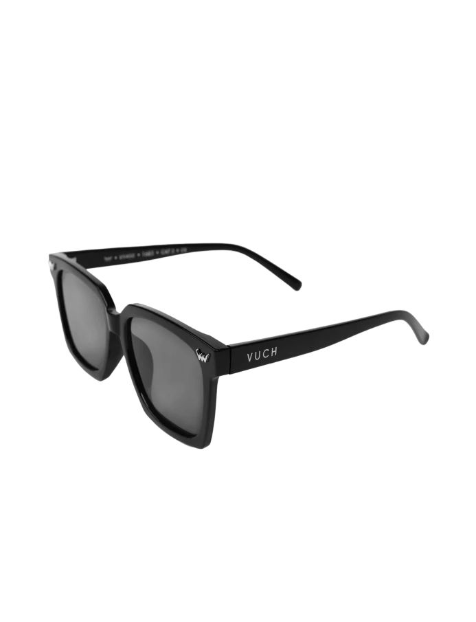 Maveny Black