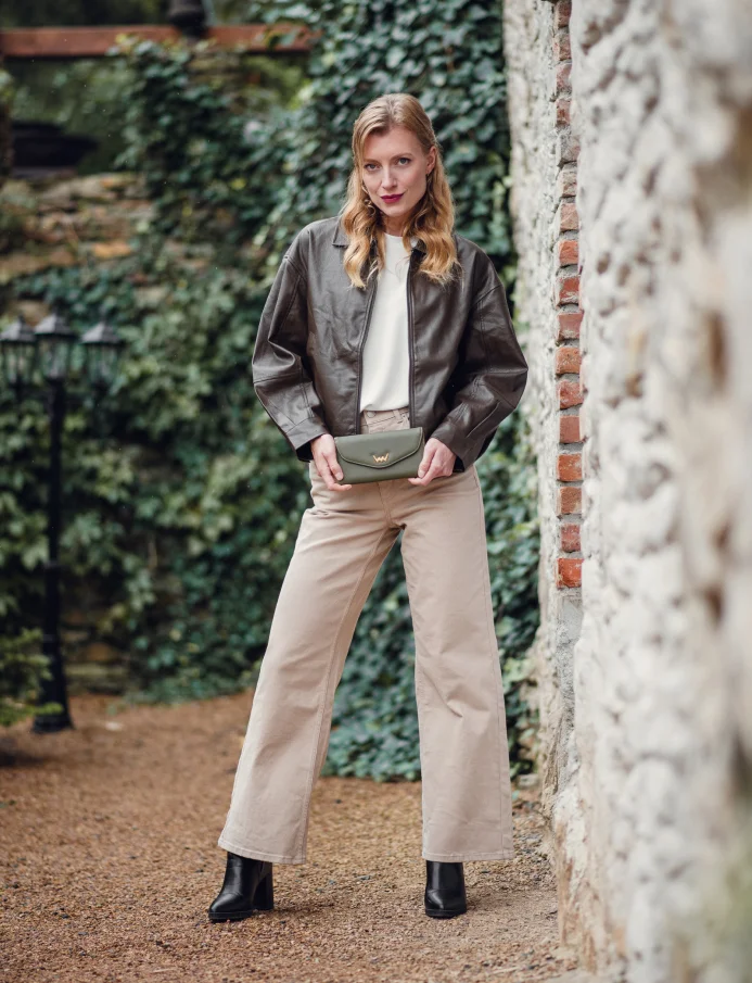 Altena Olive