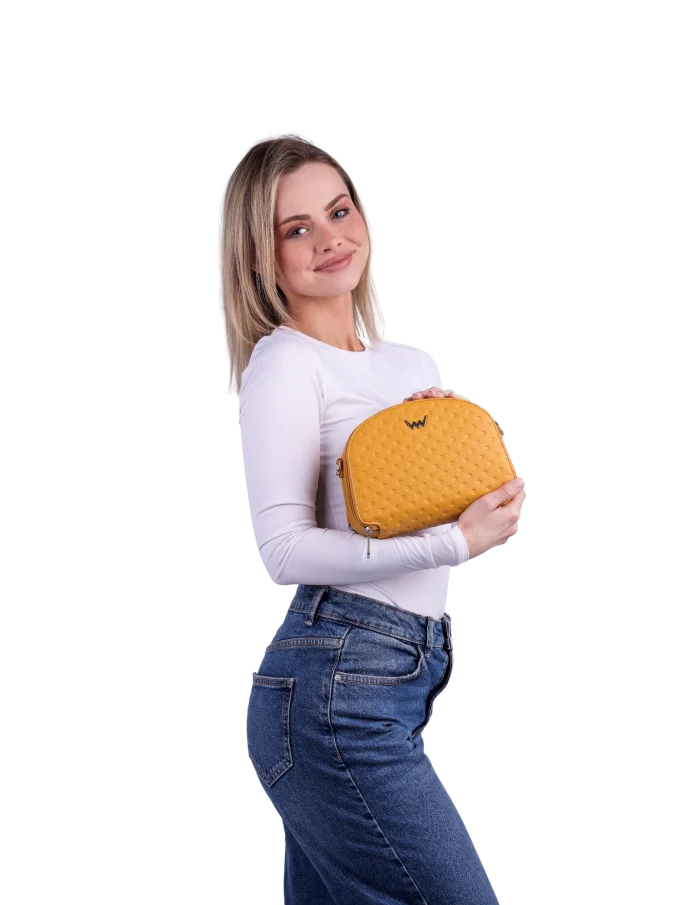Caira E Mustard