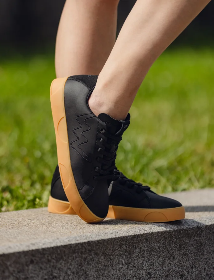 Dotty Classic Black