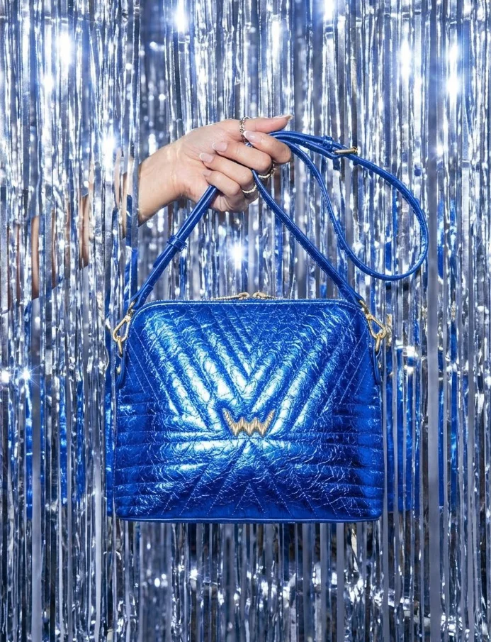 Cara Dazzling Blue