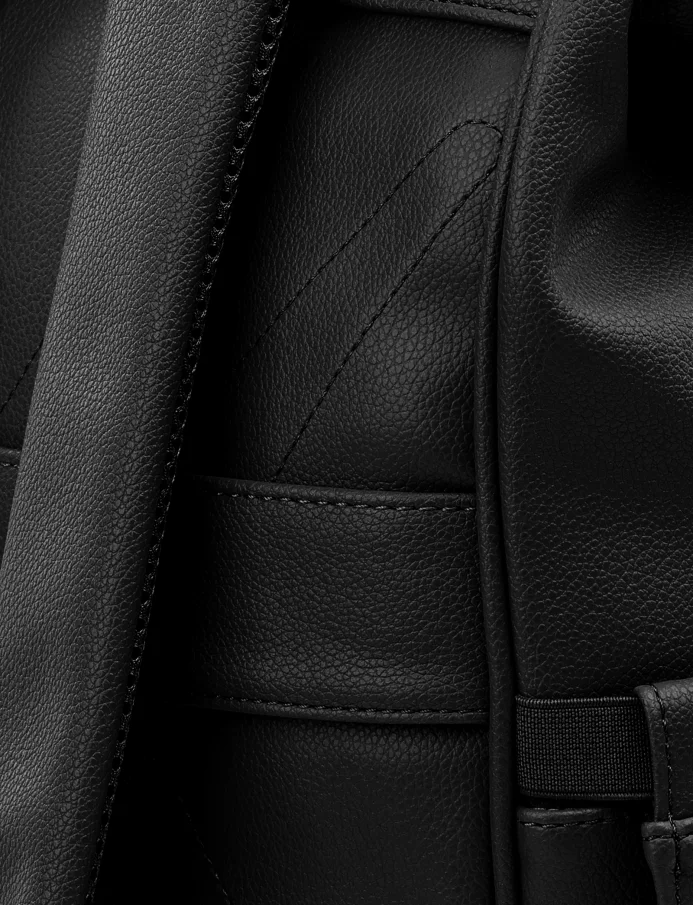 Ferron Chic Black