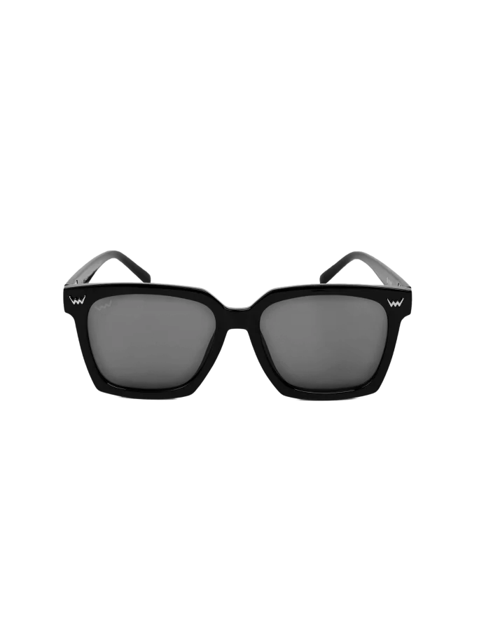 Maveny Black