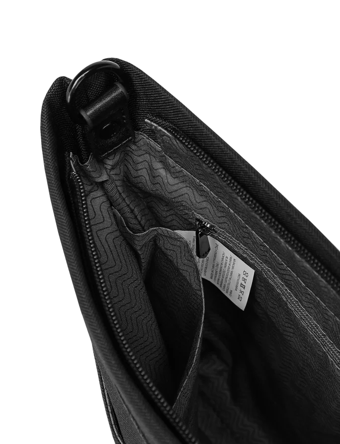 Smokie Resistant Black