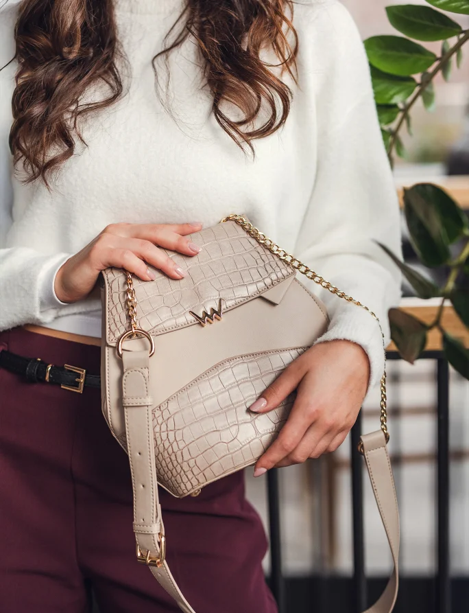Selena Beige
