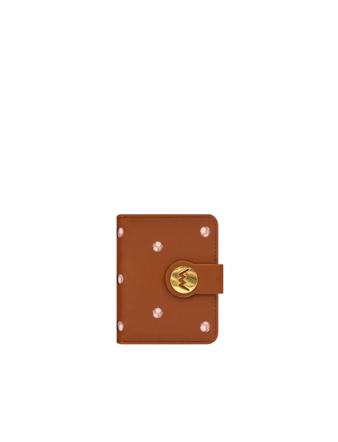 Pippa MN Brown