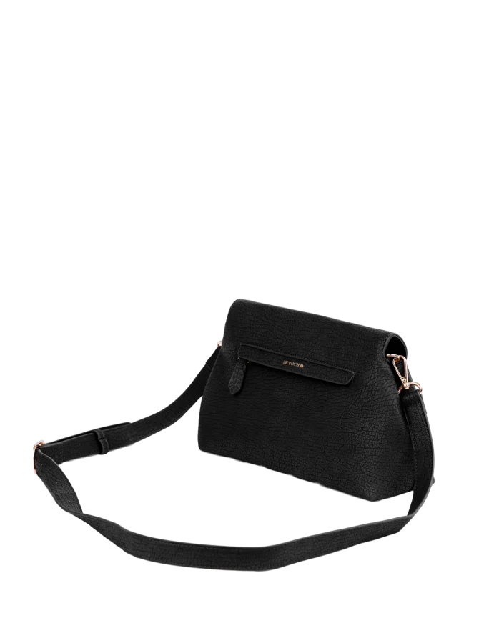 Leera Black