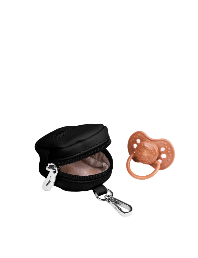 Dummie Black
