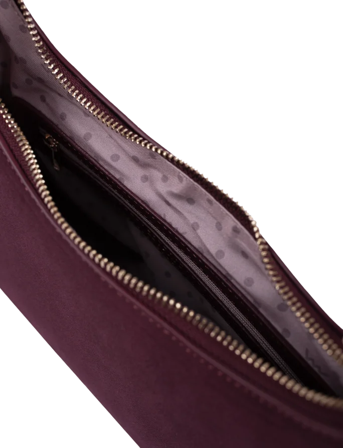 Nera Suede Wine