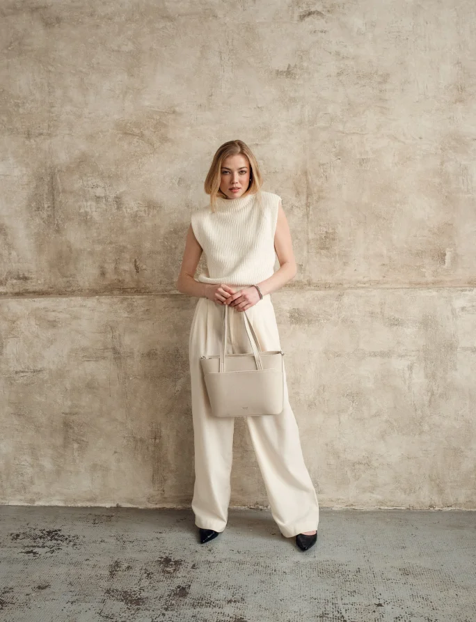 Neela Grace Beige