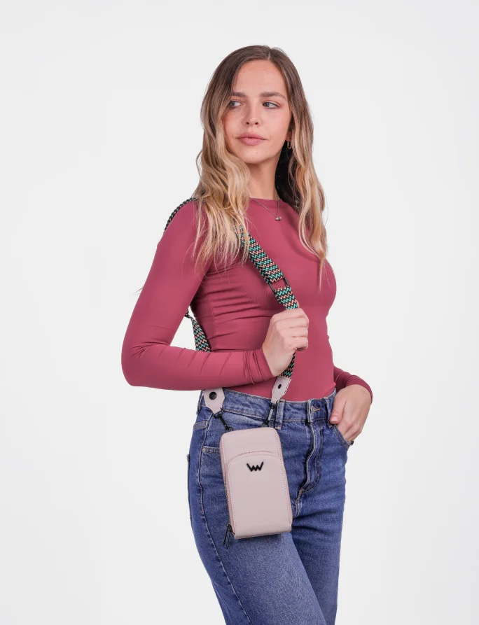 Rosia E Pink