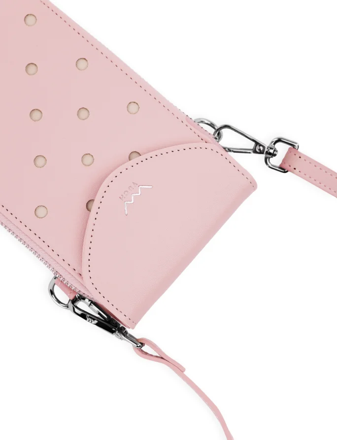 Chanthal Dotty Pink