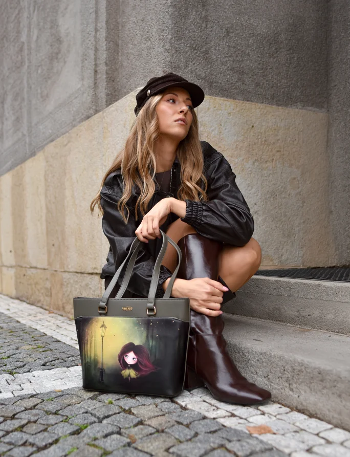 Olivia Shoulder Bag