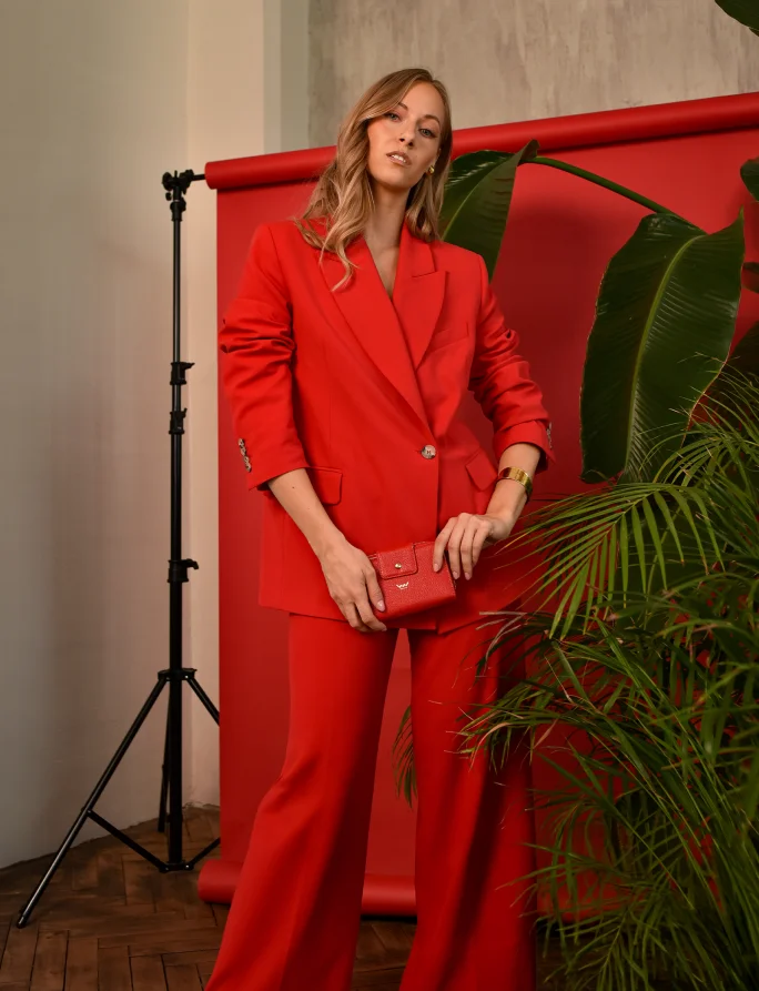 Ebba Grace Red