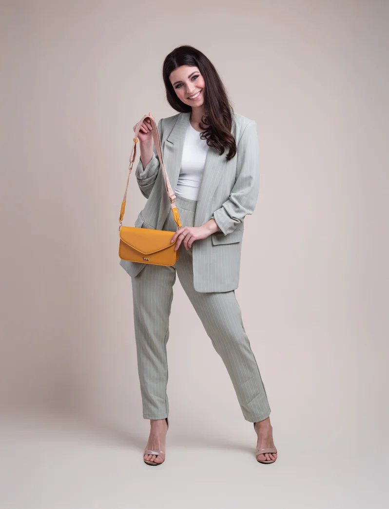 Emina Mustard