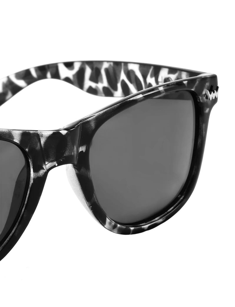 Sollary Design Black