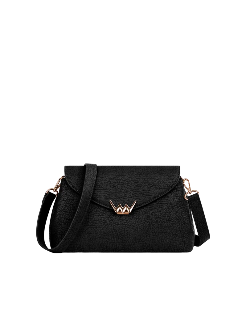 Leera Black