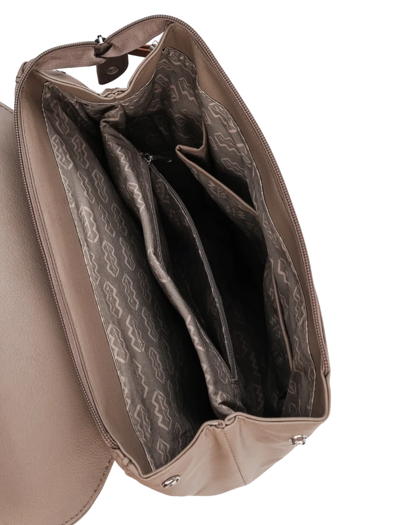 Joanna E Beige