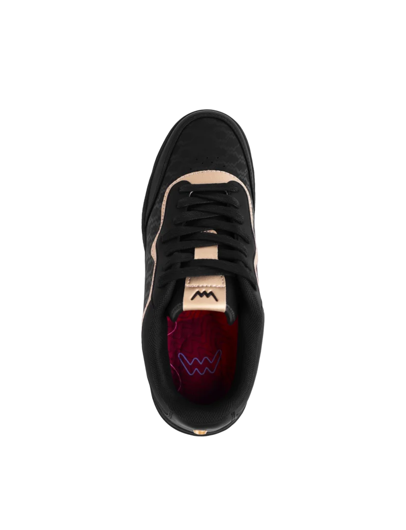 Aura Black