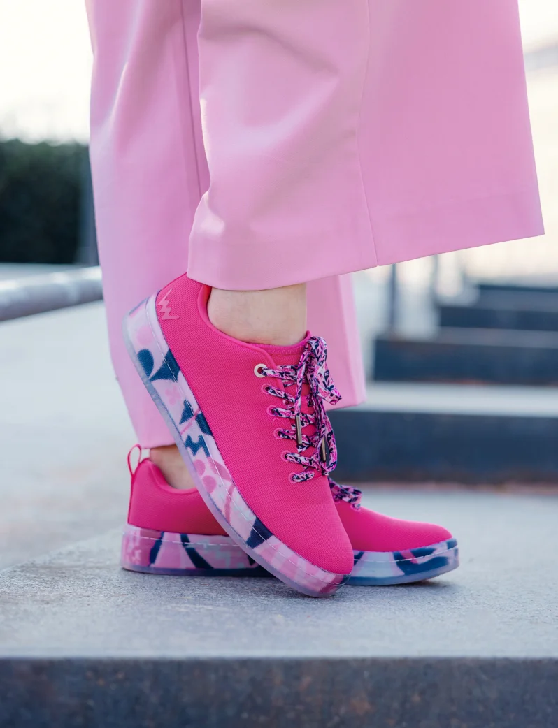 Dazzle Pink