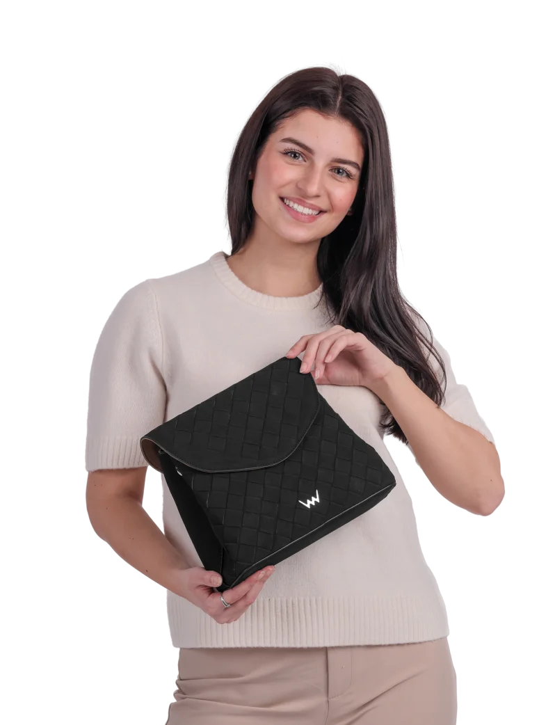 Byrsa Intrecciato Black