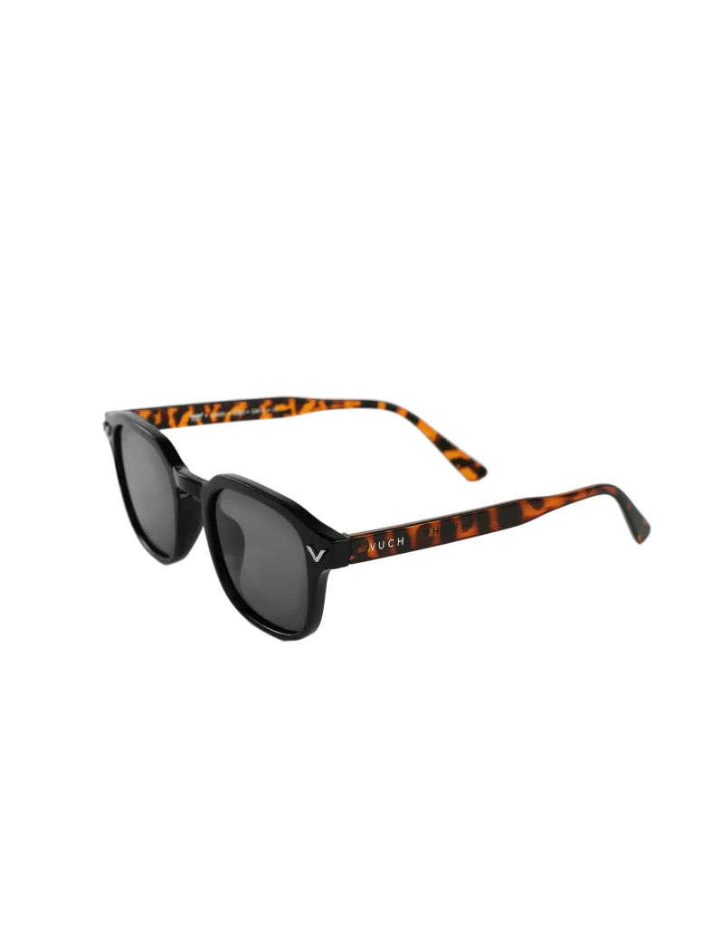 Elea V Leopard