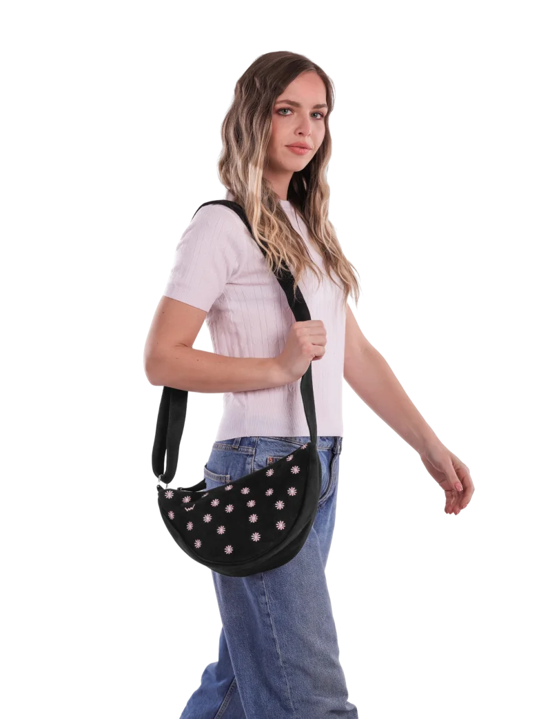 Clorinda Daisy Black