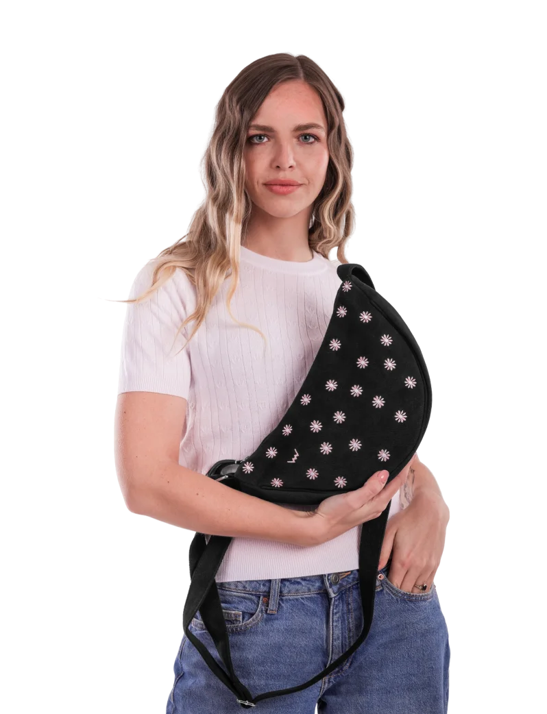 Clorinda Daisy Black