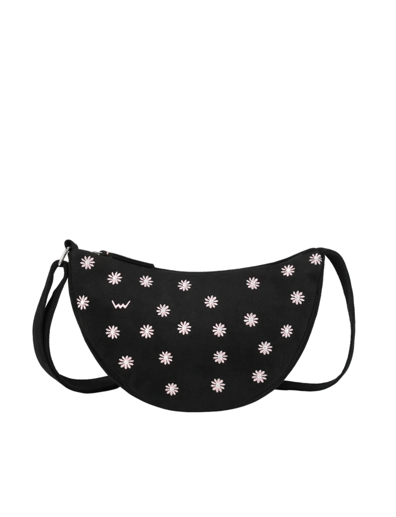 Clorinda Daisy Black