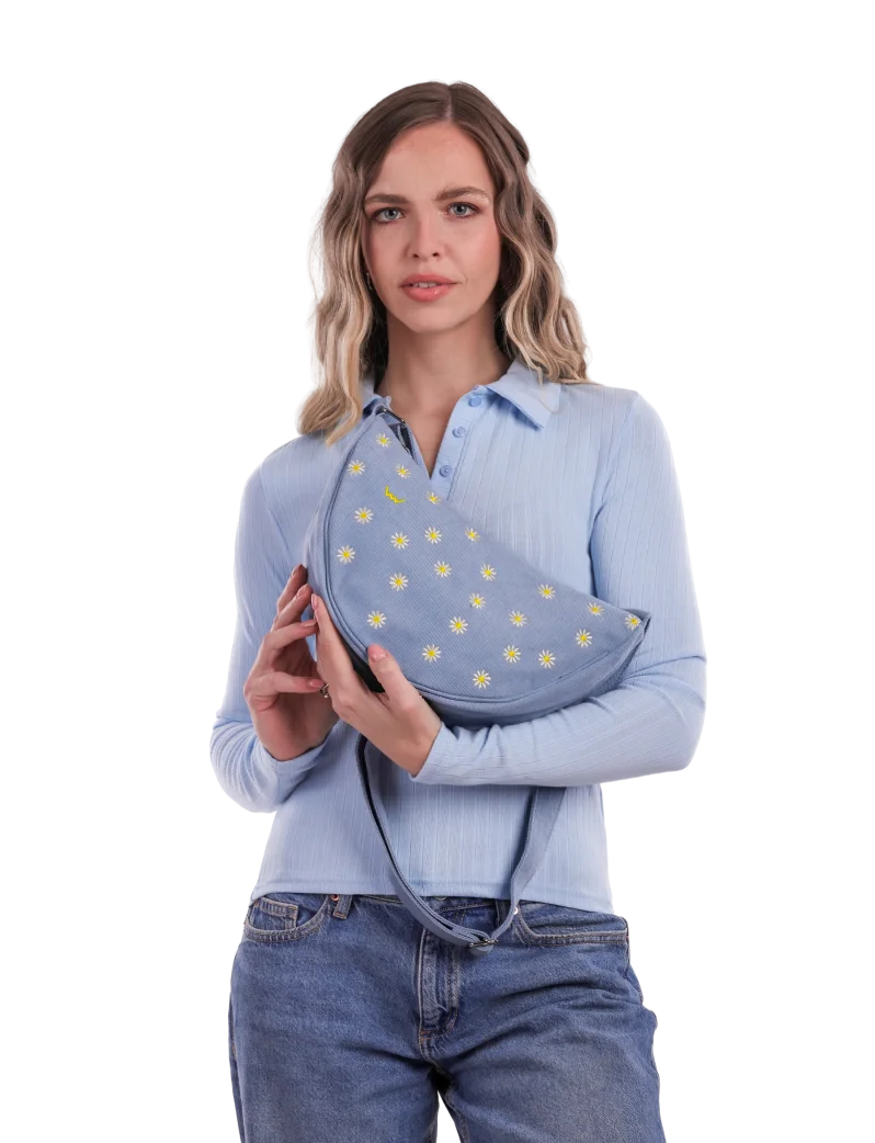 Clorinda Daisy Blue