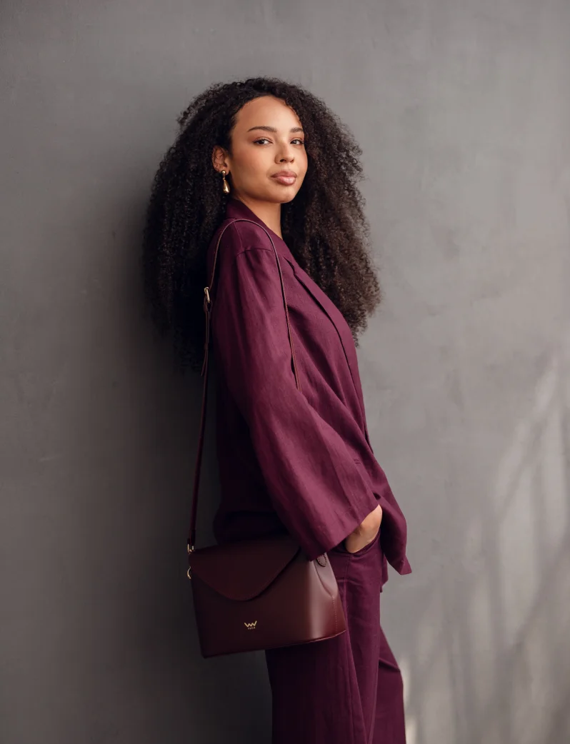 Byrsa Grace Wine Red